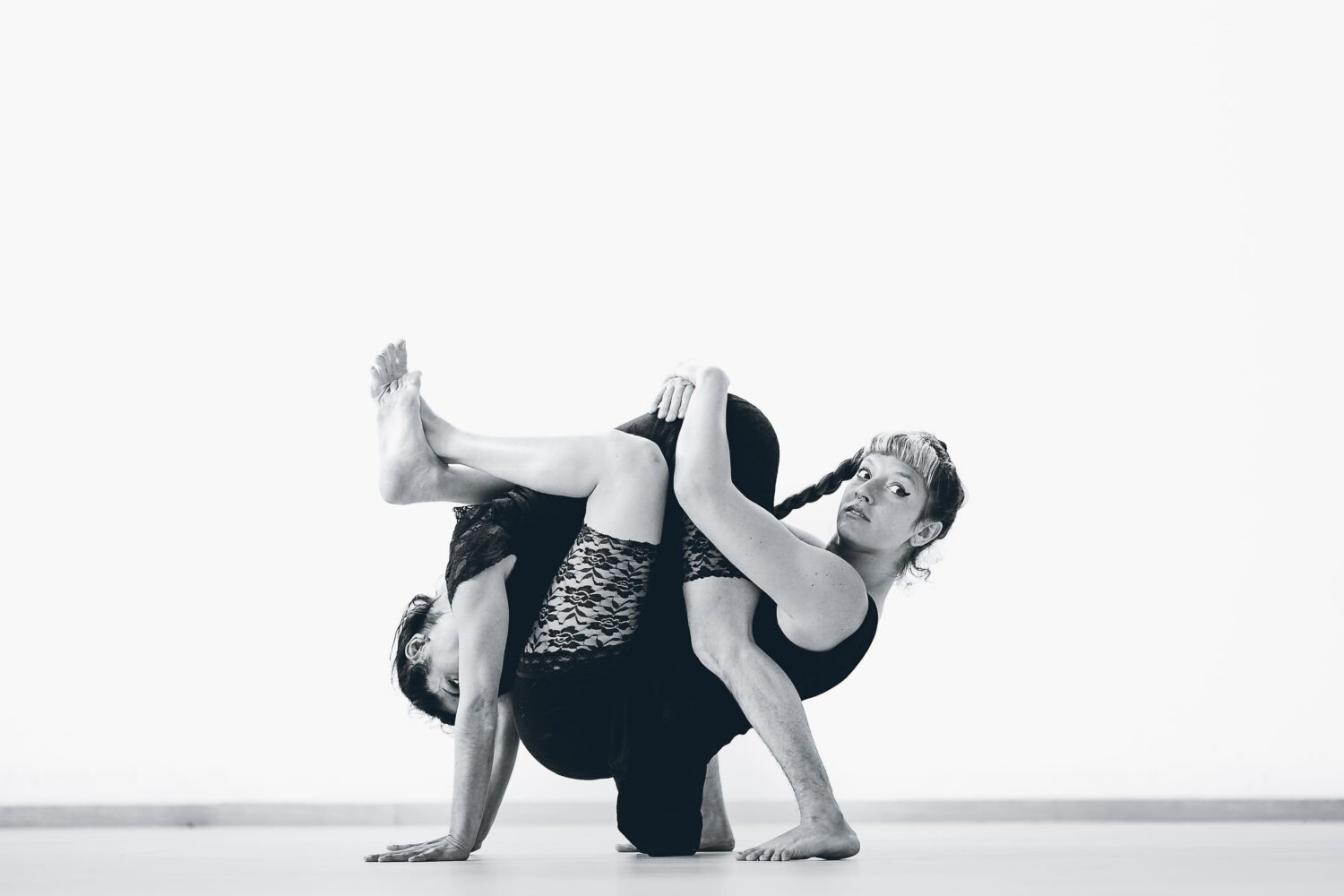 Photographie du spectacle de cirque acrobatique "Doppie Punte".