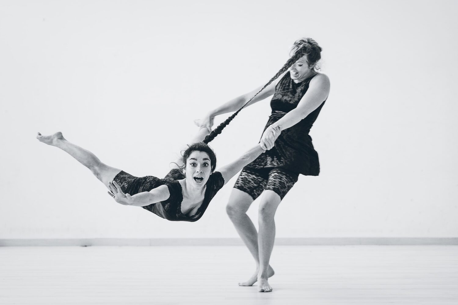 Photographie du spectacle de cirque acrobatique "Doppie Punte".