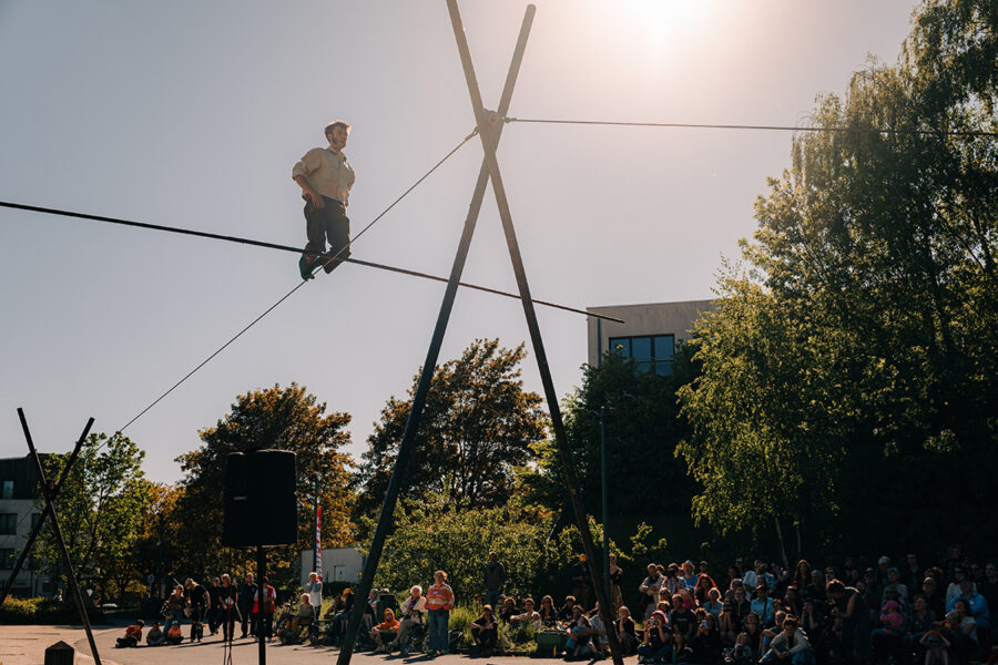 Photo du spectacle de funambulisme TRACE(S)