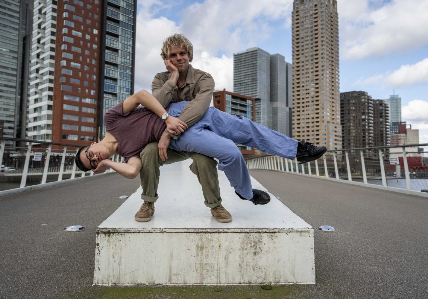 Photo portrait d'un duo extraordinaire du spectacle "BuitenGewoon"